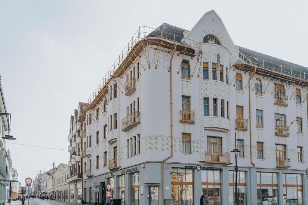 Apartament Ultracentral Alecsandri 1 Nagyvárad Kültér fotó